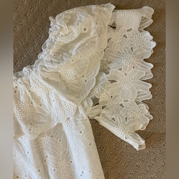KAS New York Dulia White Floral Eyelet Lace One Shoulder Blouse, Sz S/M - Picture 6 of 14